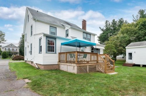 433 Newfield St, Middletown CT 06457-1830 exterior