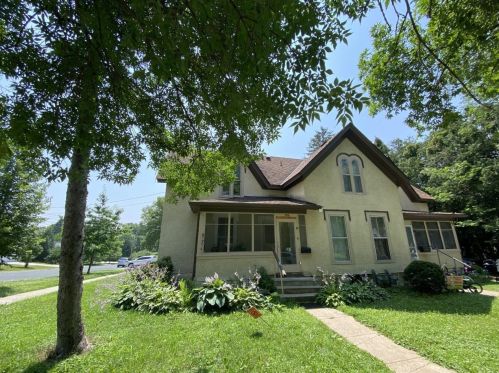 318 6th St, Waterford MN  55057-2554 exterior