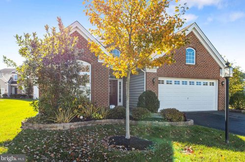 1766 Renaissance Blvd, Yardley, PA 19067-6446
