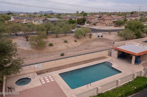 973 Dobyns Ln, Tucson, AZ 85704-3772