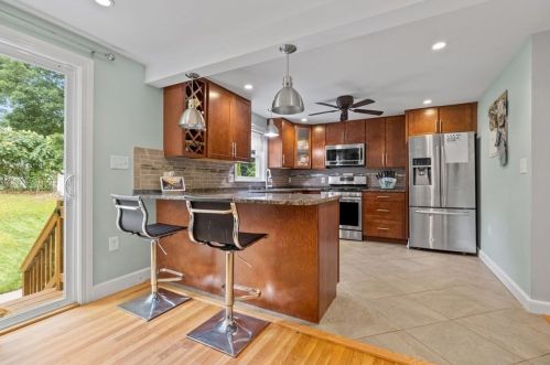 2369 Centre St, Boston, MA