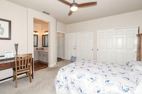 3387 Four Seasons Dr, Turlock CA  95382-9713 exterior