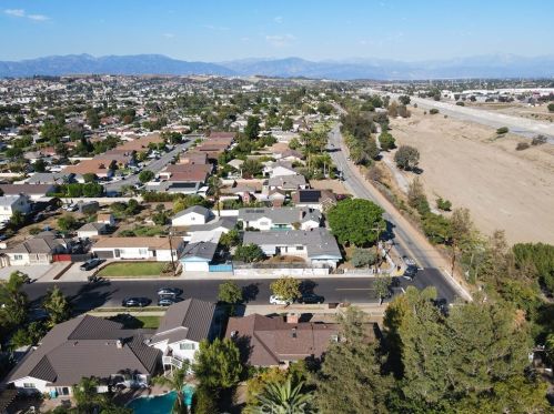 801 Bluff Rd, Montebello CA  90640-5921 exterior