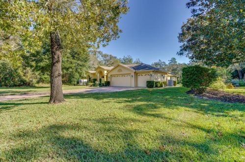 18502 Winding Oaks Blvd, Port Richey, FL 34667-8424