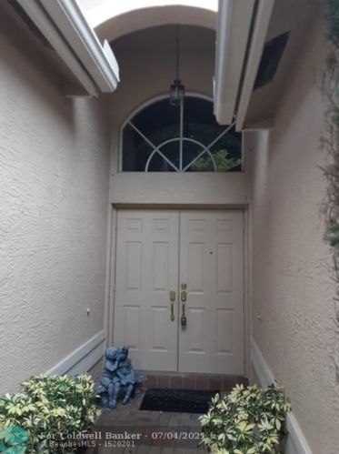 7901 Stanza St, Boynton Beach, FL 33437-6607