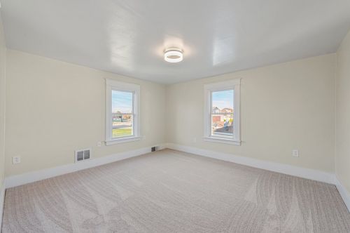 2121 Dailey Ave, Latrobe PA  15650-3028 exterior