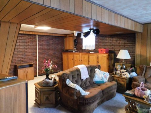 210 Swink Hill Rd, South Connellsville PA  15425-6352 exterior