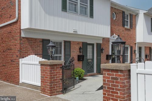 450 Chocolate Ave, Swatara, PA 17033-1323