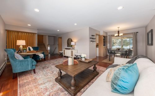 4144 Menomonee Riv Pkwy, Milwaukee WI 53222-1135 exterior