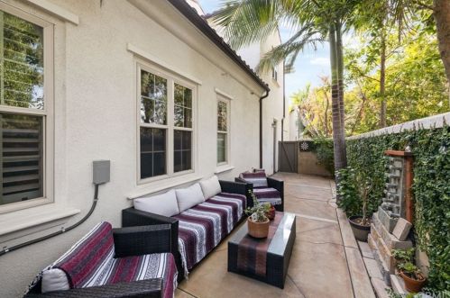 105 Mission, Irvine CA  92620-3420 exterior