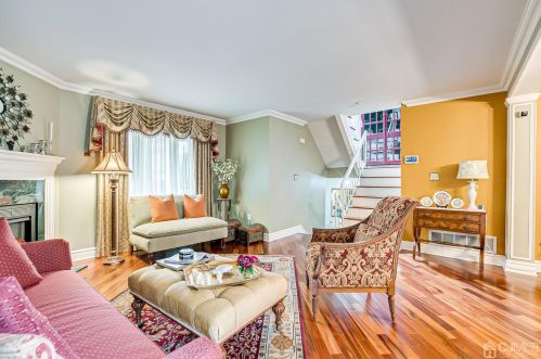 270 Silver Ln, Old Bridge NJ  08857-3340 exterior
