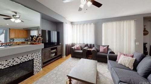 5 Villa Milano, Lake Elsinore CA  92532-0111 exterior