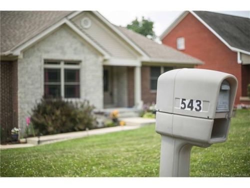 543 Ridgemont Dr, Corydon, IN 47112-1669
