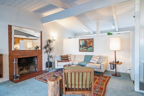 7141 Metz St, Long Beach, CA 90808-4349