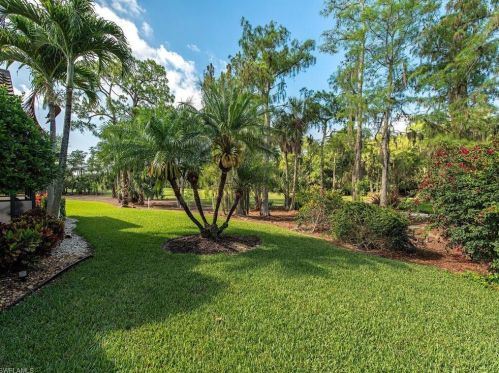 103 Cypress View Dr, Naples FL  34113-8066 exterior