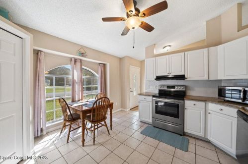 6220 Baker Cir, Cocoa FL  32927-3322 exterior