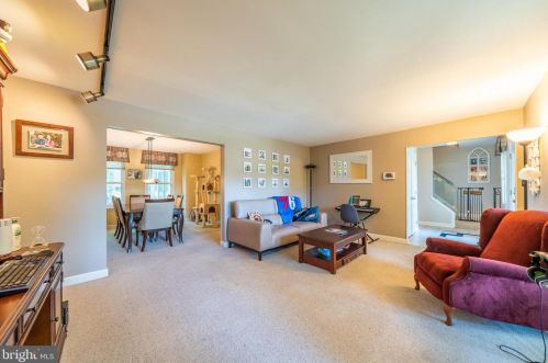 401 Santillo Way, Downingtown PA  19335-3132 exterior