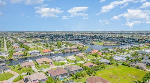 2402 50 St, Cape Coral FL  33914-6792 exterior