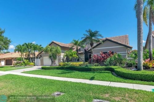 16373 11th St, Hollywood FL 33027-5050 exterior