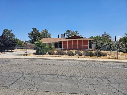 14185 Burning Tree Dr, Victorville, CA 92395-4307