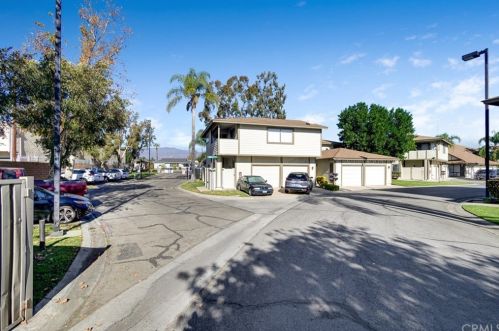 964 Pinyon Ct, Ontario, CA 91762-3353