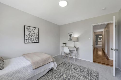 957 Lorne Way, Sunnyvale CA 94087-4916 exterior