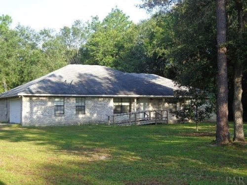 5085 Pine Berry Rd, Milton, FL 32583-2748