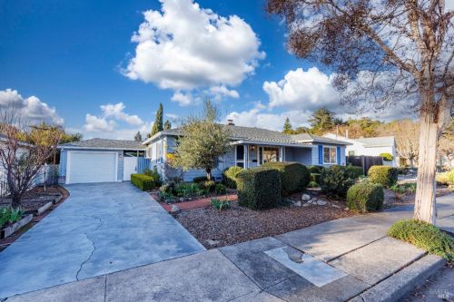 2165 Montecito Ave, Santa Rosa, CA 95404-3039