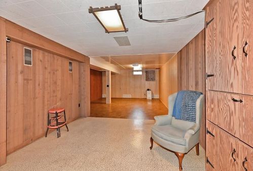 2315 4th St, Faribault MN  55021-5653 exterior