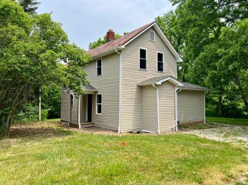 4410 Pickerington Rd, Carroll, OH 43112-9746
