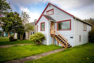 2905 Simpson Ave, Hoquiam, WA 98550-3022