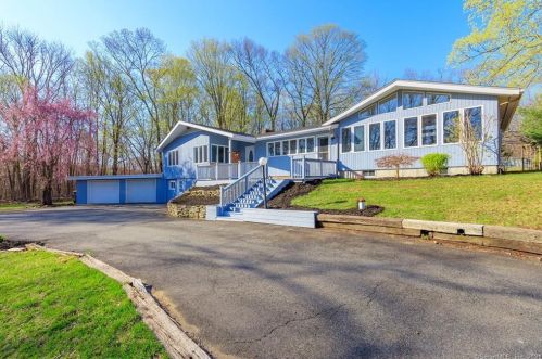 939 Boston Tpke, Manchester CT  06043-7403 exterior