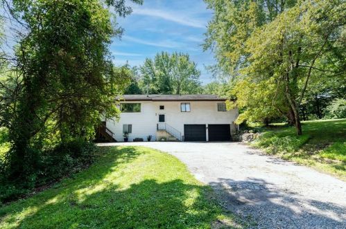 121 Wellers Bridge Rd, Roxbury, CT 06783-1618