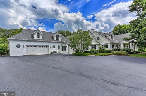 1398 Herrs Ridge Rd, Gettysburg, PA 17325-8403