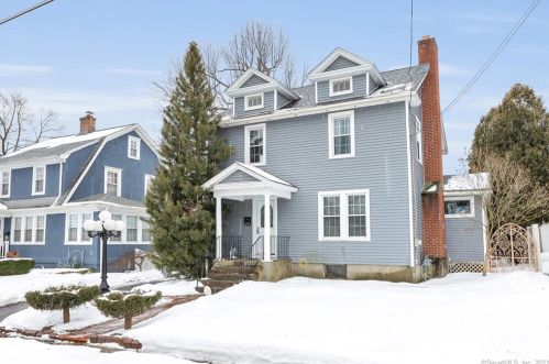487 Woodlawn Ave, Stratford, CT 06614-3567