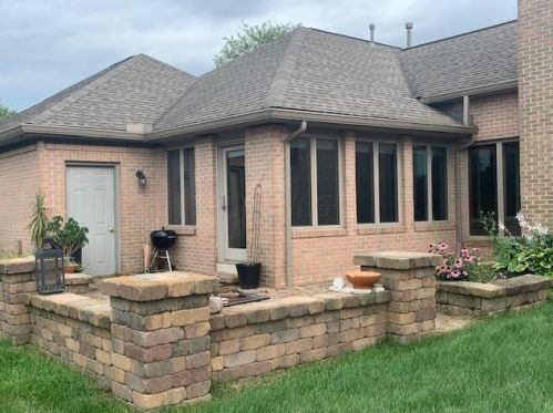 2239 Feather Ln, Marion OH  43302-8266 exterior