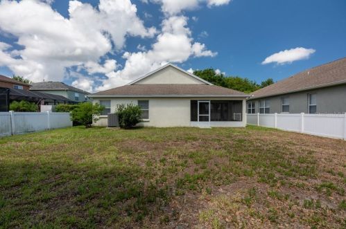 8126 Pea Tree Ct, New Port Richey FL  34655-5180 exterior