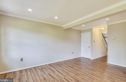7702 Trevino Ln, Falls Church VA  22043-3507 exterior