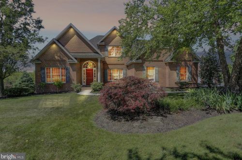 117 Bramblewood Ln, Alpine, PA 17339-9536