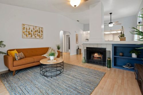 9420 Trenholm Dr, Elk Grove CA  95758-6533 exterior