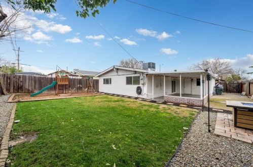 3832 El Oro St, North Highlands CA  95660-4815 exterior