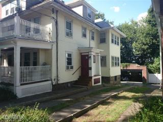 201 Winchester St, Brookline MA  02446-2765 exterior