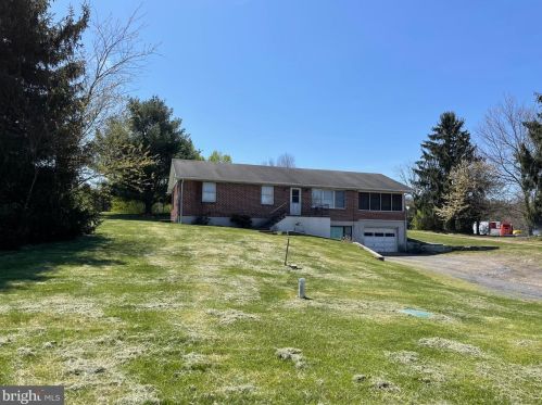 1180 Long Run Rd, Schuylkill Haven, PA 17972-8948