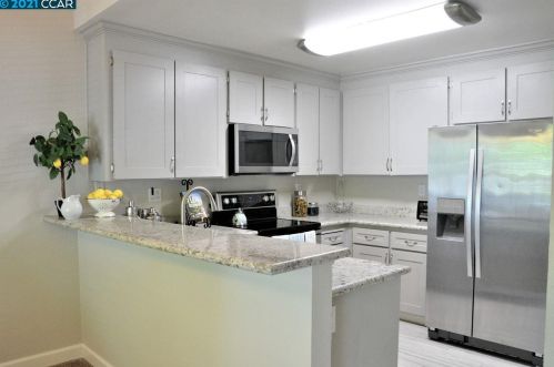 2414 Heatherleaf Ln, Pacheco CA  94553-4336 exterior