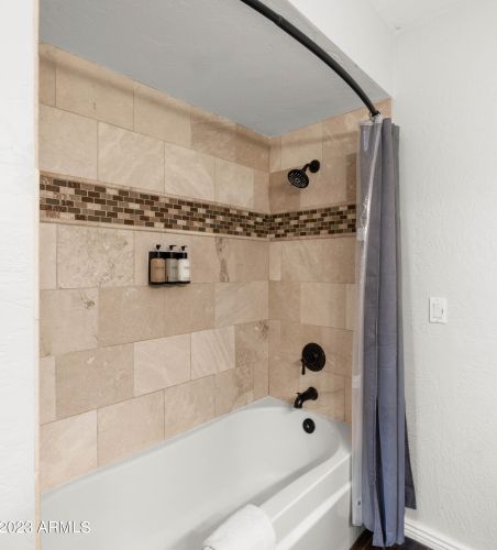 6002 Friess Dr, Scottsdale AZ  85254-3118 exterior