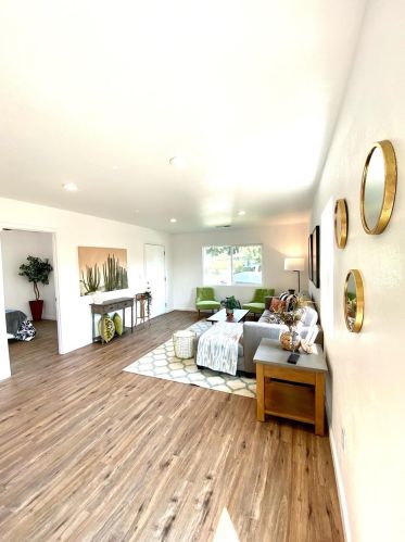 123 Almond Ave, Manteca CA  95337-4422 exterior