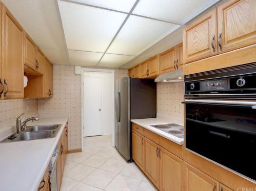6424 Sherman Way, Buena Park CA  90620-1542 exterior
