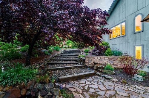 1325 Desmond Ln, Newcastle CA  95658-9683 exterior