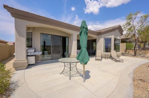 2908 Esmerelda Dr, Bullhead City AZ  86429-1126 exterior