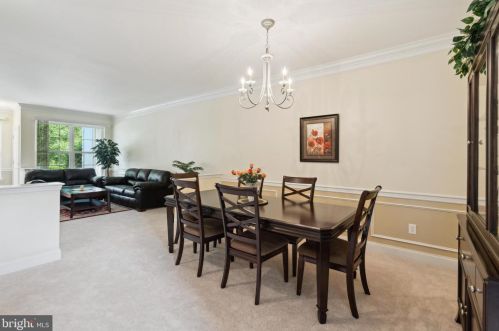 16 Portsmouth Cir, Glen Mills PA  19342-2625 exterior